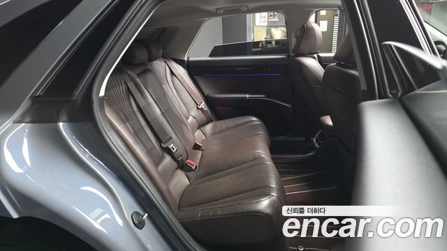 Hyundai Grandeur (GN7) 3.5 LPG 2WD Premium 2024 — фото 12