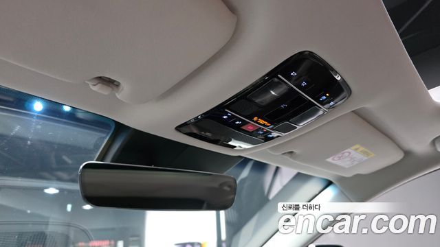 Hyundai Grandeur (GN7) 3.5 LPG 2WD Premium 2024 — фото 27