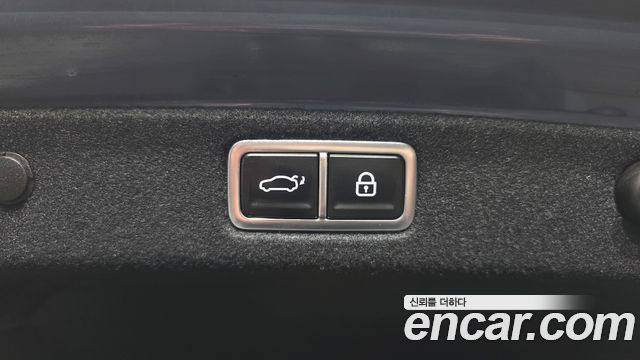 Hyundai Grandeur (GN7) 3.5 LPG 2WD Premium 2024 — фото 32