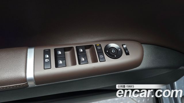 Hyundai Grandeur (GN7) 3.5 LPG 2WD Premium 2024 — фото 34