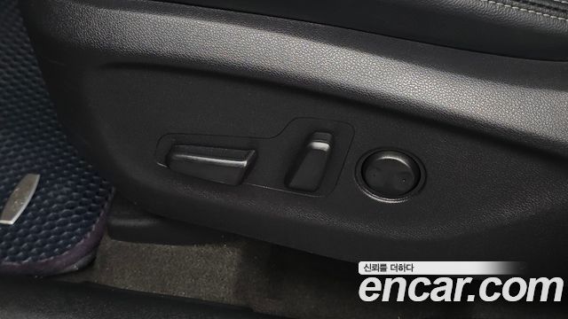 Kia Sorento Diesel 2.0 2WD Noblesse 2015 — фото 16