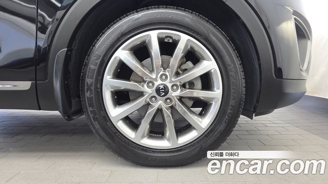 Kia Sorento Diesel 2.0 2WD Noblesse 2015 — фото 21