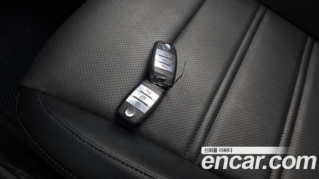 Kia Sorento Diesel 2.0 2WD Noblesse 2015 — фото 26