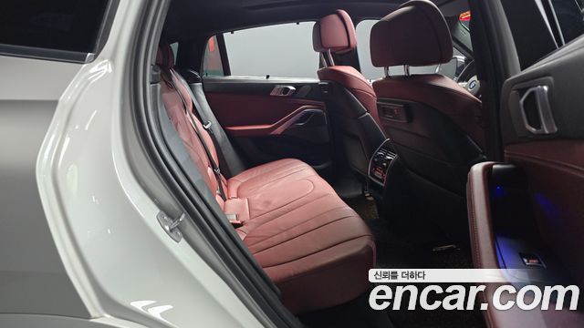 BMW X6 (G06) xDrive40i M Sport 2021 — фото 11
