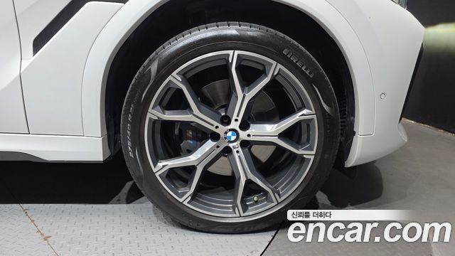 BMW X6 (G06) xDrive40i M Sport 2021 — фото 21