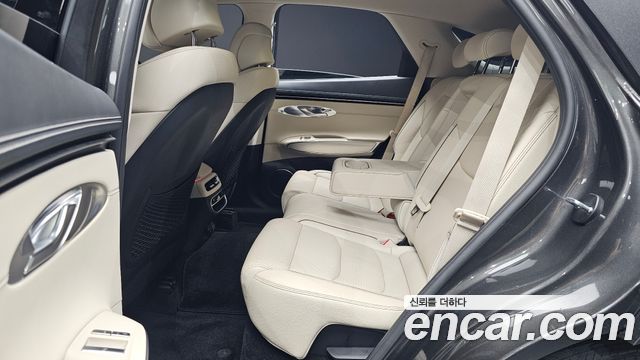 Genesis GV70 2.5T Gasoline 2WD 2023 — фото 11