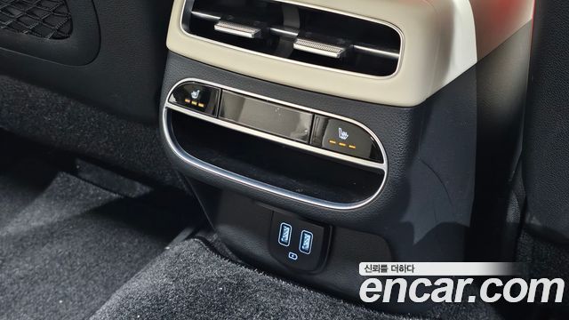 Genesis GV70 2.5T Gasoline 2WD 2023 — фото 16