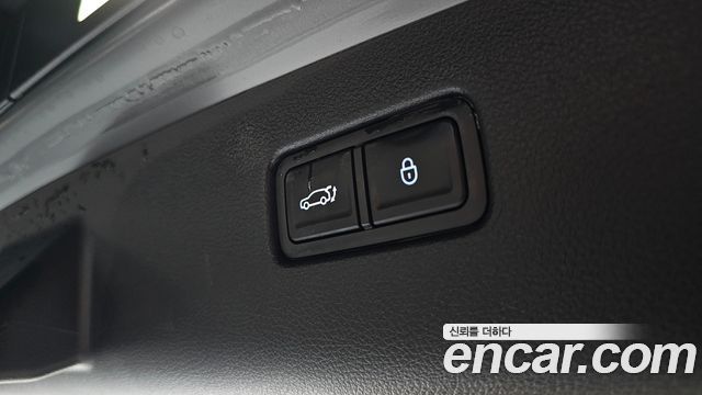 Genesis GV70 2.5T Gasoline 2WD 2023 — фото 17