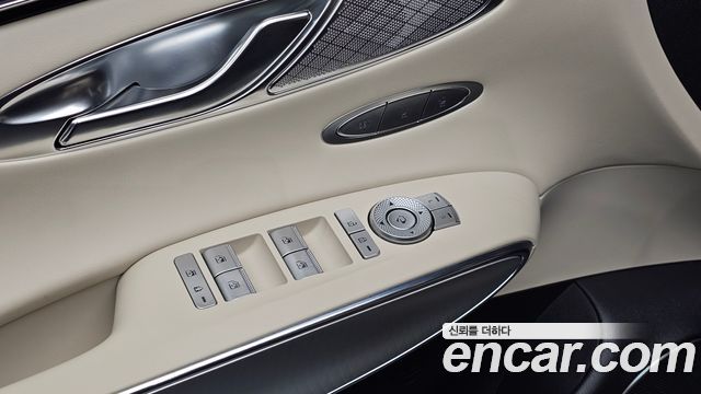 Genesis GV70 2.5T Gasoline 2WD 2023 — фото 28