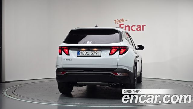 Hyundai Tucson (NX4) Gasoline 1.6 Turbo 2WD Premium 2023 — фото 4