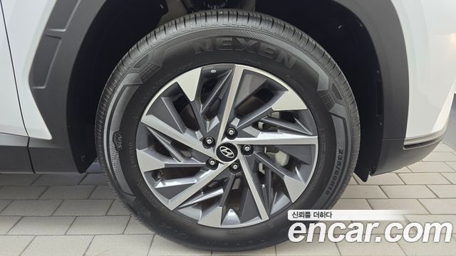 Hyundai Tucson (NX4) Gasoline 1.6 Turbo 2WD Premium 2023 — фото 21
