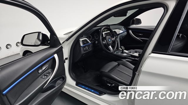 BMW 3 Series (F30) 320i M Sport 2018 — фото 10