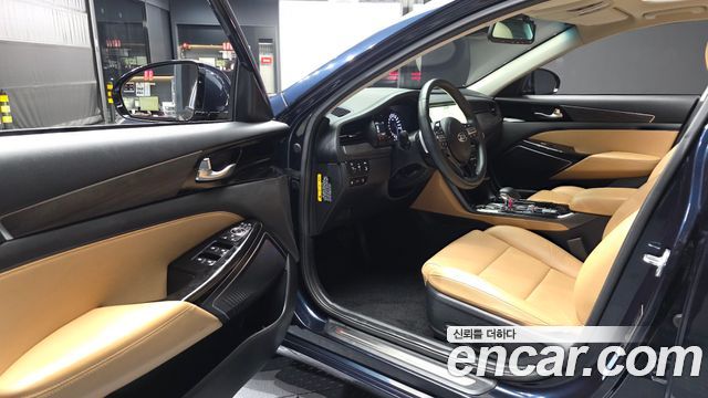 Kia K7 Premier 2.5 GDI Noblesse 2020 — фото 10
