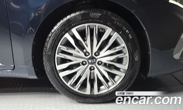 Kia K7 Premier 2.5 GDI Noblesse 2020 — фото 21