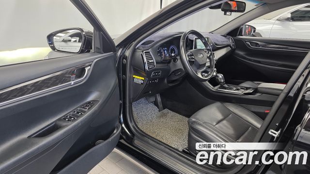 Hyundai Grandeur (IG) 2.4 Premium 2019 — фото 10