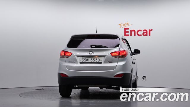 Hyundai Tucson ix Diesel 2WD X20 Luxury 2013 — фото 4