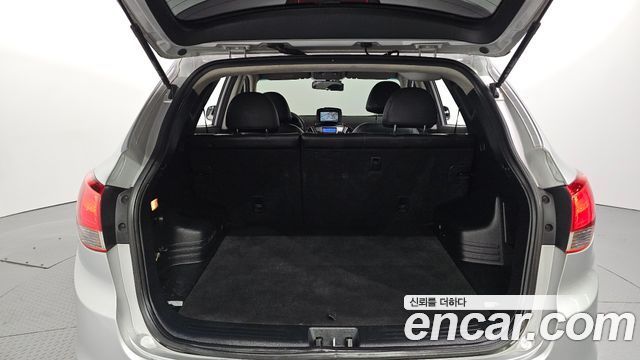 Hyundai Tucson ix Diesel 2WD X20 Luxury 2013 — фото 20