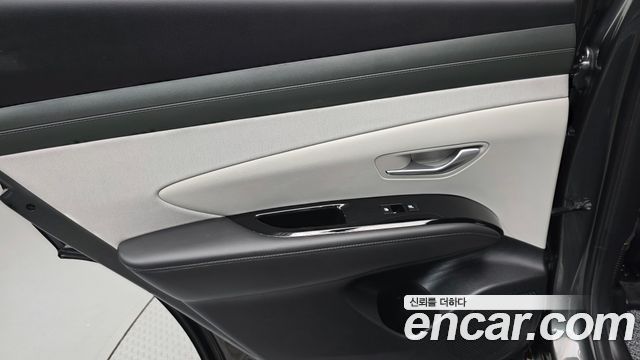 Hyundai Tucson (NX4) Gasoline 1.6 Turbo 2WD Inspiration 2024 — фото 31