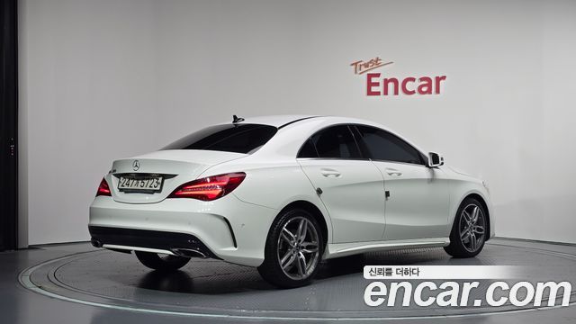 Mercedes-Benz CLA-Class (C117) CLA220 AMG Line 2018 — фото 2