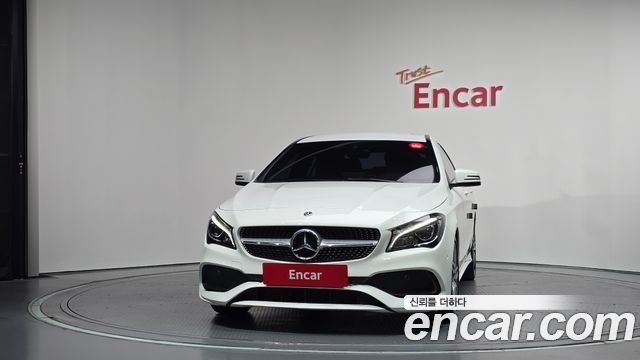 Mercedes-Benz CLA-Class (C117) CLA220 AMG Line 2018 — фото 3