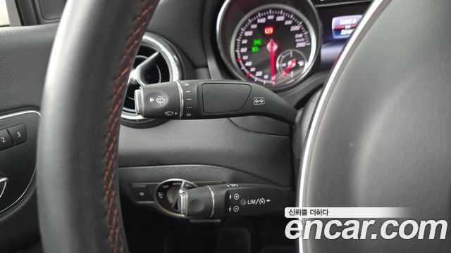 Mercedes-Benz CLA-Class (C117) CLA220 AMG Line 2018 — фото 27