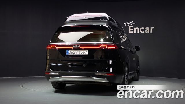 Kia Carnival (IV) Gasoline 9-seater Limousine(Special vehicle) 2023 — фото 4