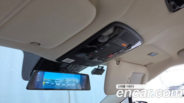 Kia Carnival (IV) Gasoline 9-seater Limousine(Special vehicle) 2023 — фото 20