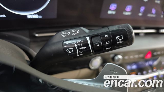 Kia Carnival (IV) Gasoline 9-seater Limousine(Special vehicle) 2023 — фото 29