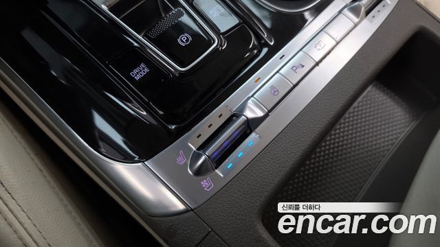 Kia Carnival (IV) Gasoline 9-seater Limousine(Special vehicle) 2023 — фото 33