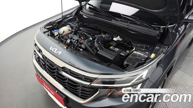 Kia Seltos Gasoline 1.6 Turbo 2WD Prestige 2023 — фото 6
