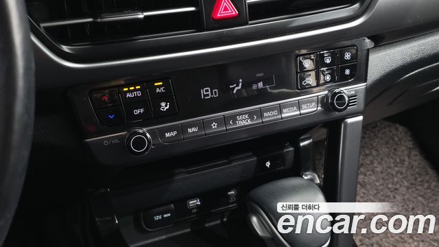 Kia Seltos Gasoline 1.6 Turbo 2WD Prestige 2023 — фото 18