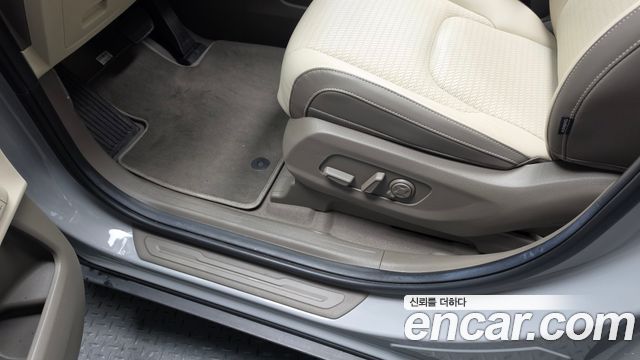 Kia Carnival (IV) Gasoline 7-Seater Gravity 2025 — фото 38