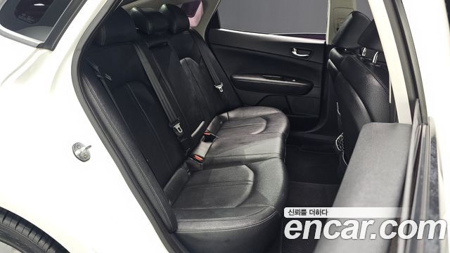 Kia K5 (II) 2.0 MX Prestige 2016 — фото 11