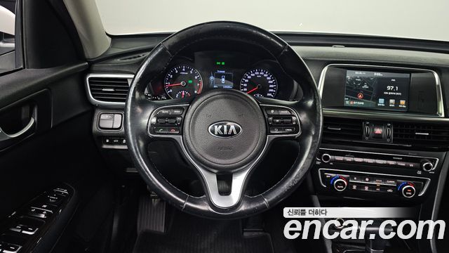 Kia K5 (II) 2.0 MX Prestige 2016 — фото 12
