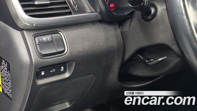 Kia K5 (II) 2.0 MX Prestige 2016 — фото 17