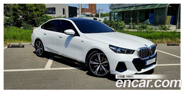 BMW 5 Series (G60) 530i xDrive M Sport