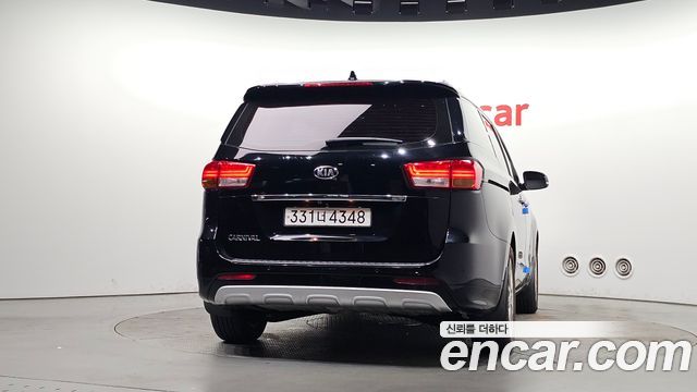 Kia Carnival 9-seater Prestige 2018 — фото 4