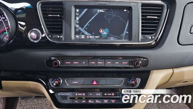 Kia Carnival 9-seater Prestige 2018 — фото 15