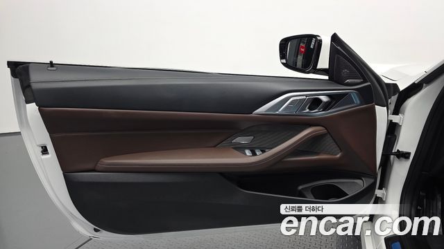 BMW 4 Series (G22) 420i M Sport Pro Convertible 2025 — фото 24