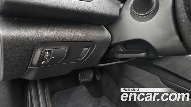Renault Korea SM6 2.0 GDe SE 2017 — фото 20