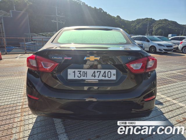 Chevrolet Cruze 1.4 Turbo LT Deluxe 2017 — фото 4