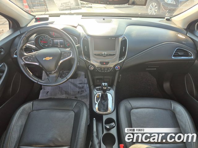Chevrolet Cruze 1.4 Turbo LT Deluxe 2017 — фото 7