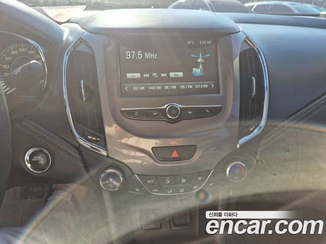 Chevrolet Cruze 1.4 Turbo LT Deluxe 2017 — фото 24