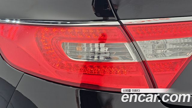 Hyundai Grandeur (HG) HG240 Modern 2015 — фото 23