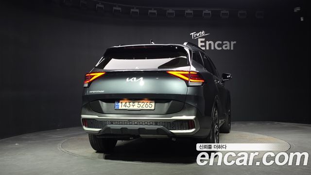 Kia Sportage (V) Diesel 2.0 2WD Signature Gravity 2024 — фото 4