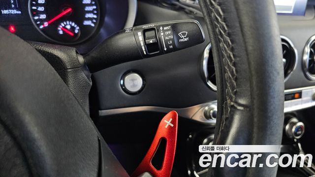 Kia Stinger 2.0 Turbo 2WD Platinum 2019 — фото 15