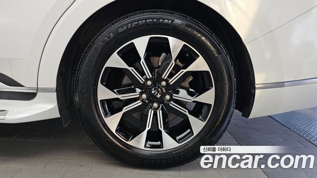 Kia Carnival (IV) Gasoline 9-Seater Hi-Limousine Signature 2021 — фото 26