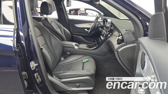 Mercedes-Benz GLC-Class (X253) GLC300e 4MATIC 2021 — фото 11