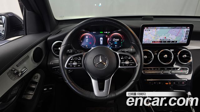 Mercedes-Benz GLC-Class (X253) GLC300e 4MATIC 2021 — фото 13