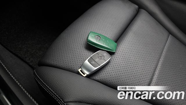 Mercedes-Benz GLC-Class (X253) GLC300e 4MATIC 2021 — фото 32